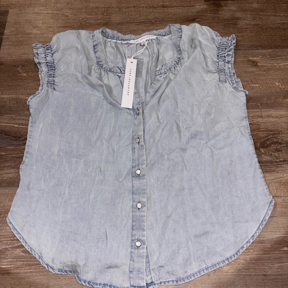 Jane and Delancey Light Blue Chambray Button-Front Ruffle Sleeve Top